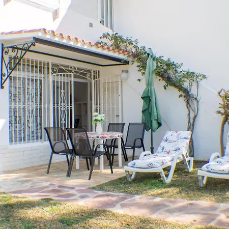 Holiday home Bungalow Acceso Directo A Piscina.wifi Gratis Denia